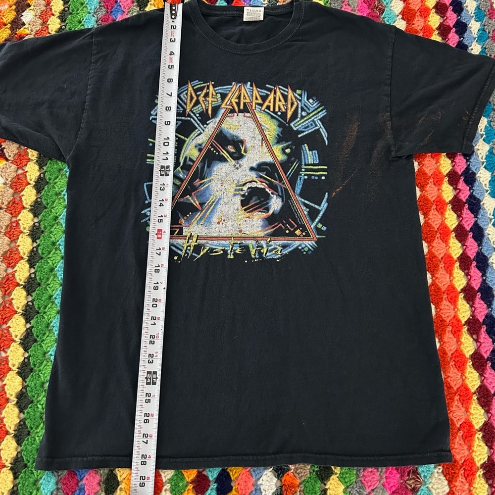 2010s Def Leppard Hysteria Album Graphic Band Tee Unisex Glam Metal Rock… - Picture 9 of 12